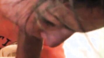 Amateur Sara gets hot cum pumped into her mouth after intense facefuck